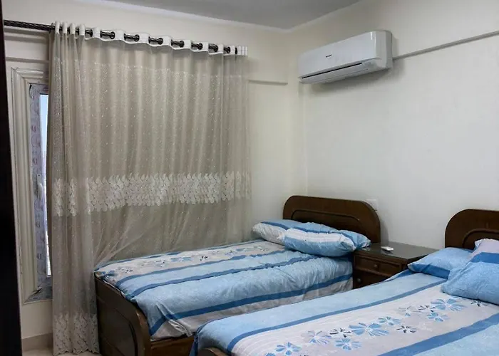 صف تان على البحر بالعين السخنه لاجولي مارينا السخنه Villa *